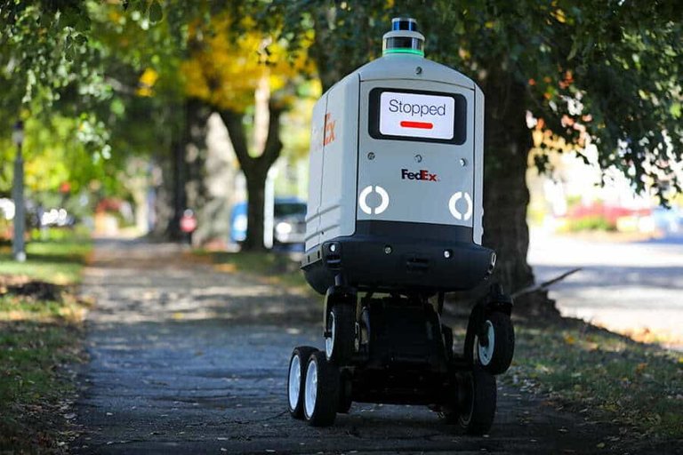 Startup italiana lancia un robot per le consegne urbane